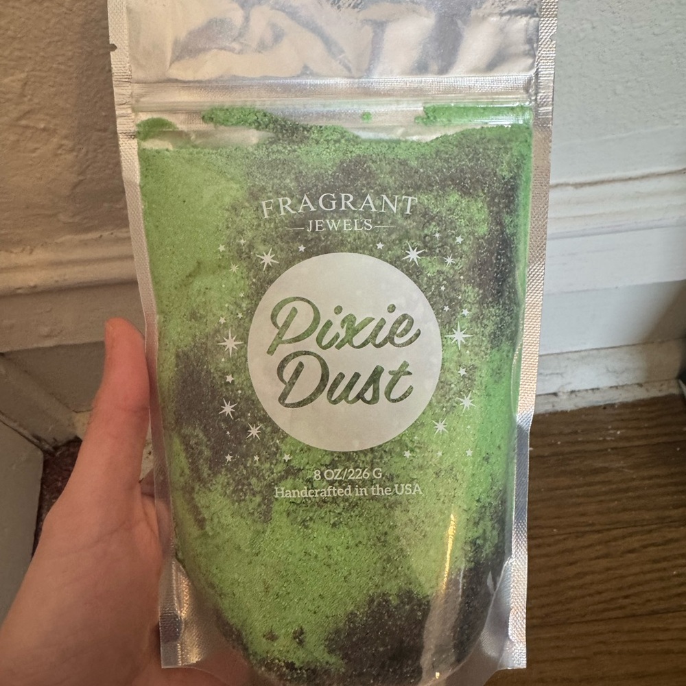 Fragrant Jewels Pixie Dust Bath Soak